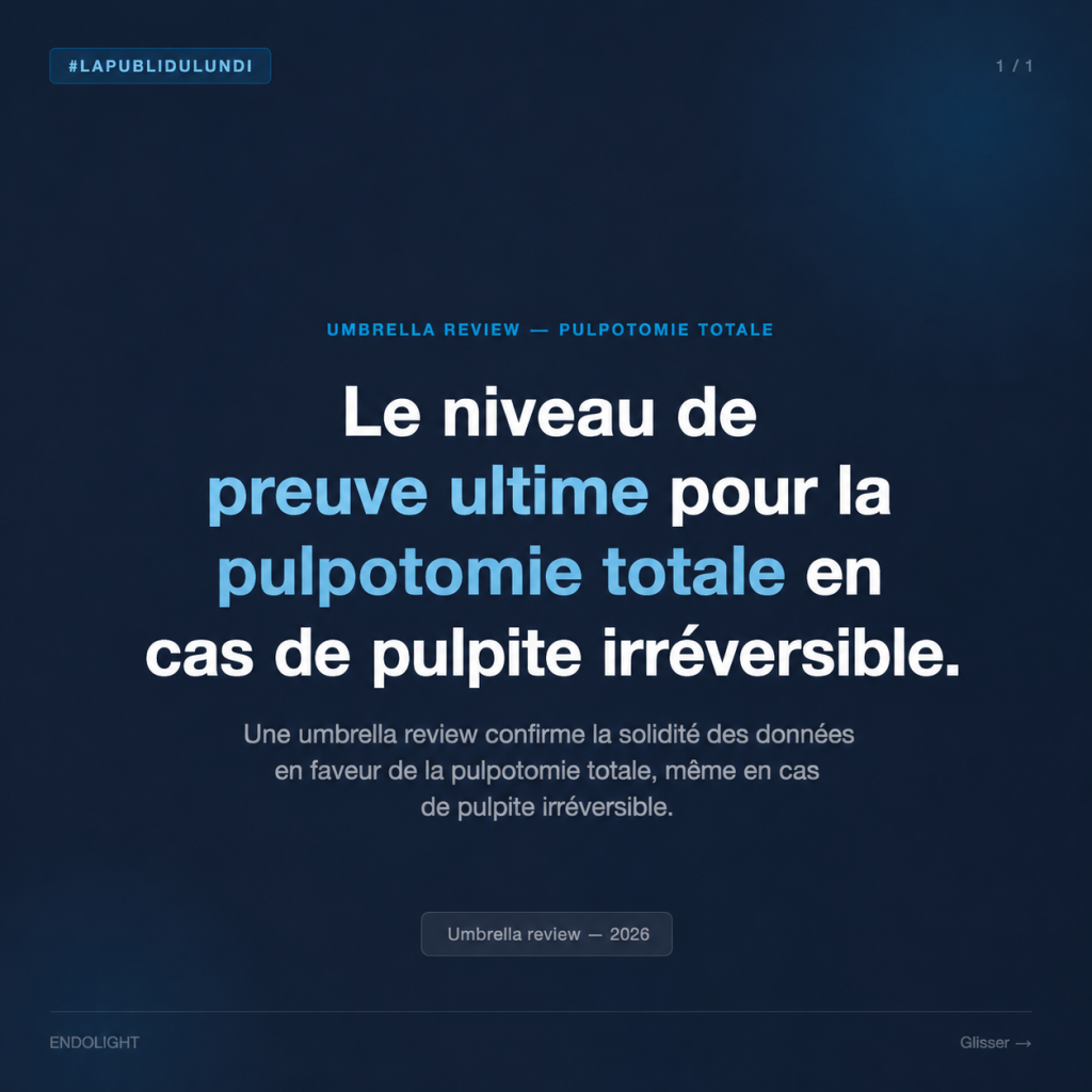 **Texte alternatif :**
Visuel carré sur fond bleu nuit, dans un style éditorial minimaliste, avec le titre central : « Le niveau de preuve ultime pour la pulpotomie totale en cas de pulpite irréversible. ». Un surtitre indique « Umbrella review — pulpotomie totale ». Le sous-texte précise qu’une umbrella review confirme la solidité des données en faveur de la pulpotomie totale, même en cas de pulpite irréversible. En haut à gauche figure le label « #LAPUBLIDULUNDI », en haut à droite « 1/1 », et en bas la mention « Umbrella review — 2026 ».
