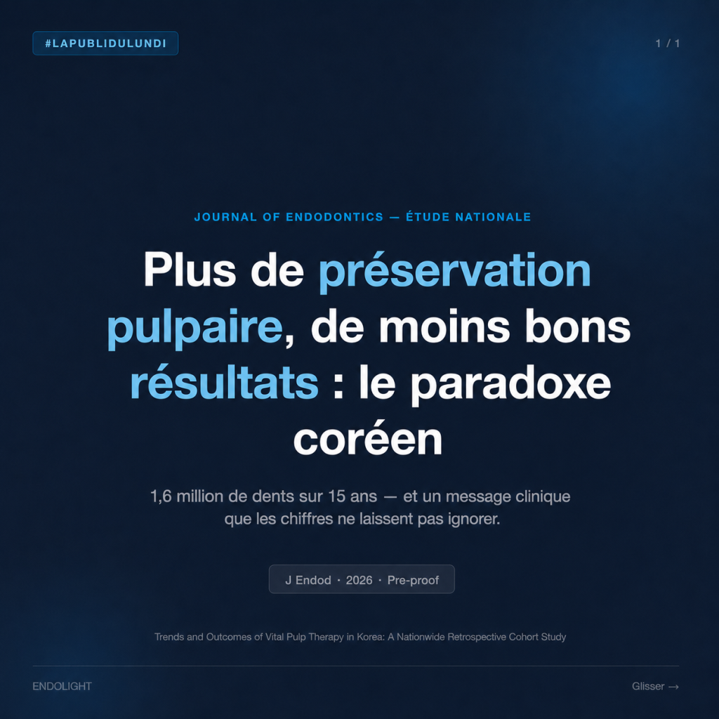 **Texte alternatif :**
Visuel carré sur fond bleu nuit présentant le titre : « Plus de préservation pulpaire, de moins bons résultats : le paradoxe coréen ». Le sous-texte indique qu’une étude nationale portant sur 1,6 million de dents suivies pendant 15 ans met en évidence un message clinique important sur les résultats des thérapeutiques de préservation pulpaire. Référence : *Journal of Endodontics*, 2026, prépublication, « Trends and Outcomes of Vital Pulp Therapy in Korea: A Nationwide Retrospective Cohort Study ».
